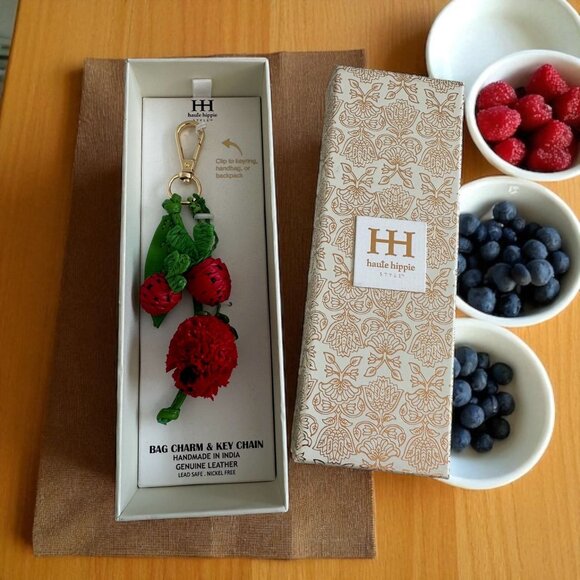 HAUTE HIPPIE Berry Woven Charm Purse Keychain NEW NIB - Picture 1 of 8